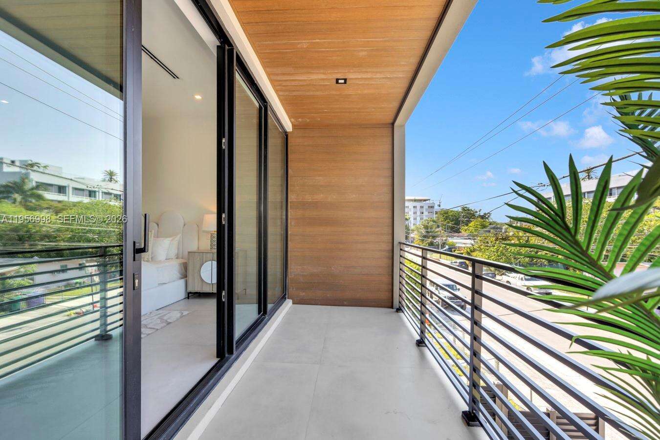 3200 Thomas Ave, Miami, FL 33133 | Picture 33