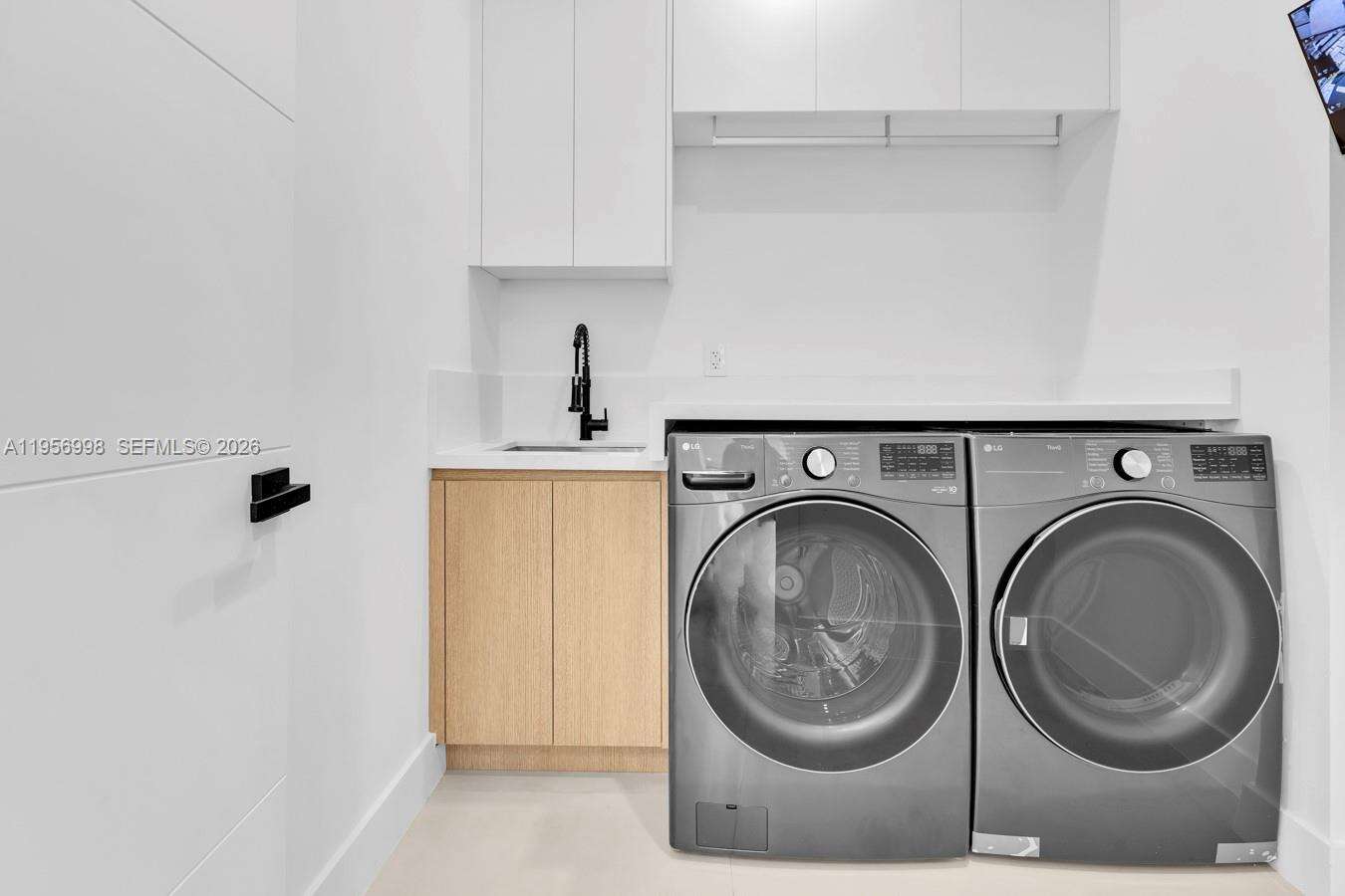 3200 Thomas Ave, Miami, FL 33133 | Picture 51