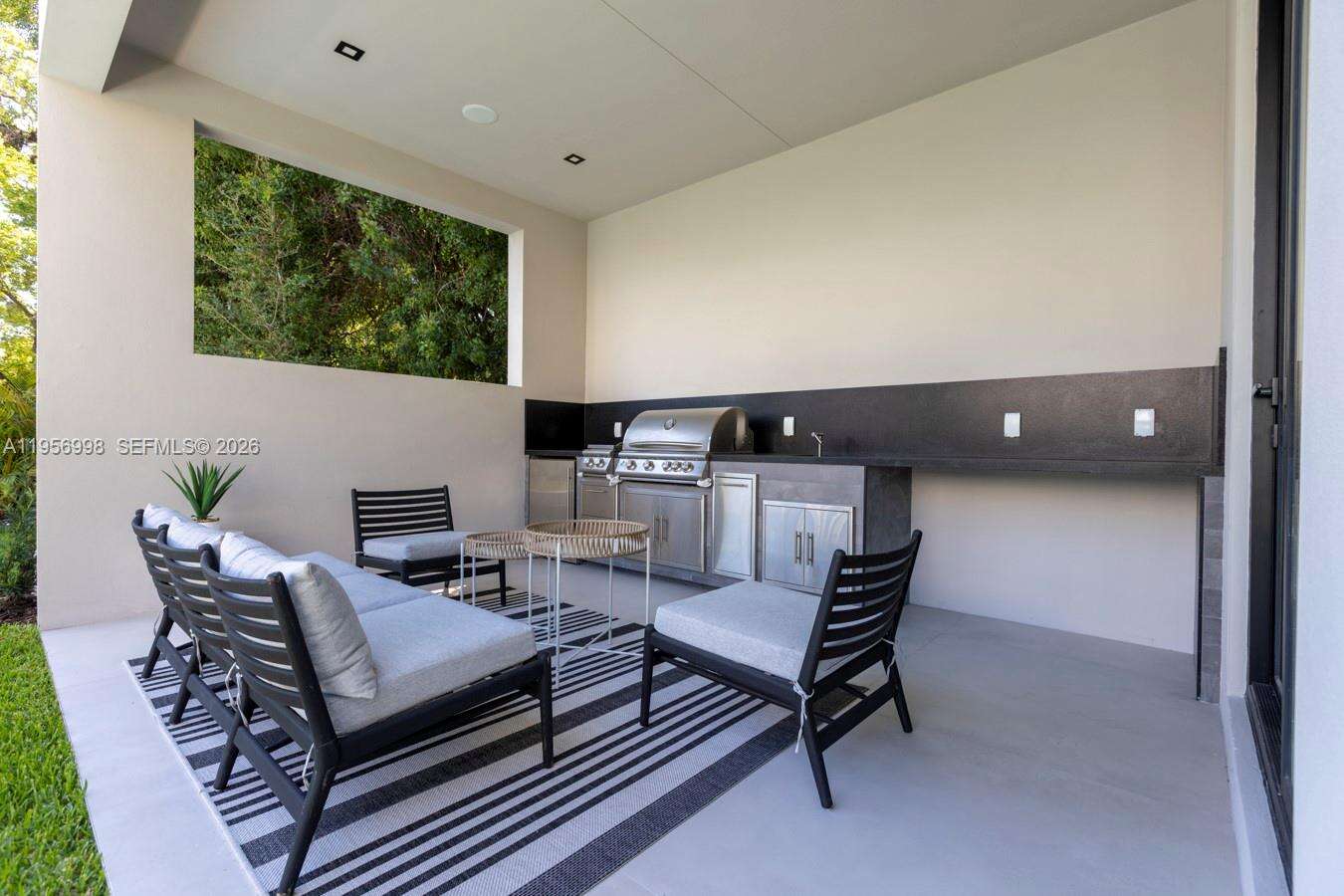 3200 Thomas Ave, Miami, FL 33133 | Picture 58