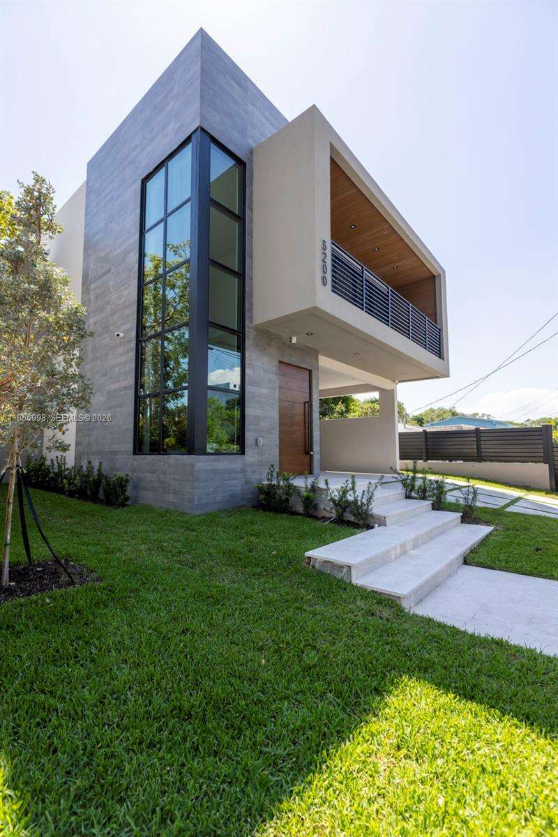 3200 Thomas Ave, Miami, FL 33133 | Picture 60