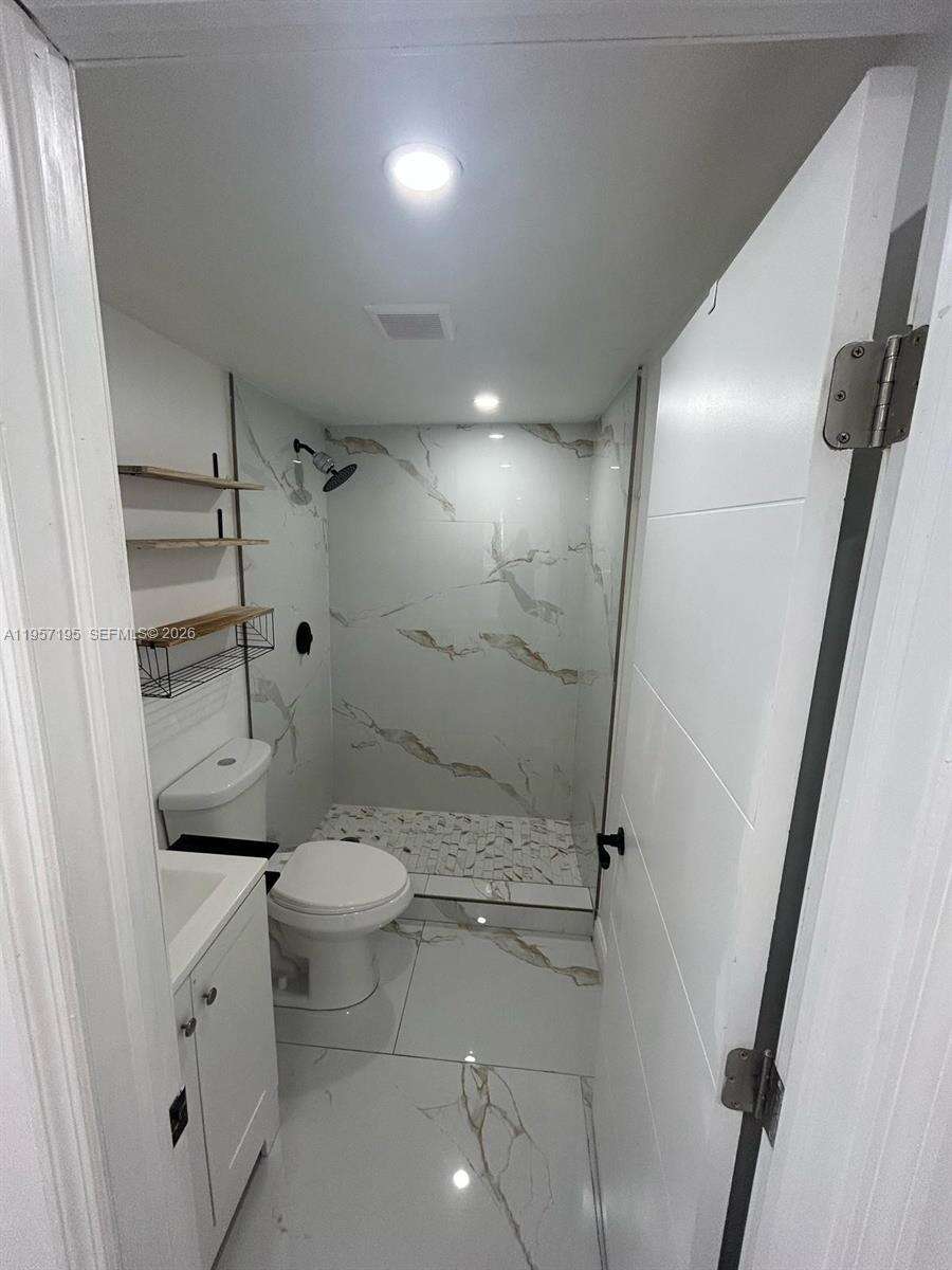 2331 Coolidge St, Hollywood, FL 33020 | Picture 2