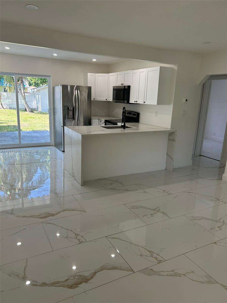 2331 Coolidge St, Hollywood, FL 33020 | Picture 12