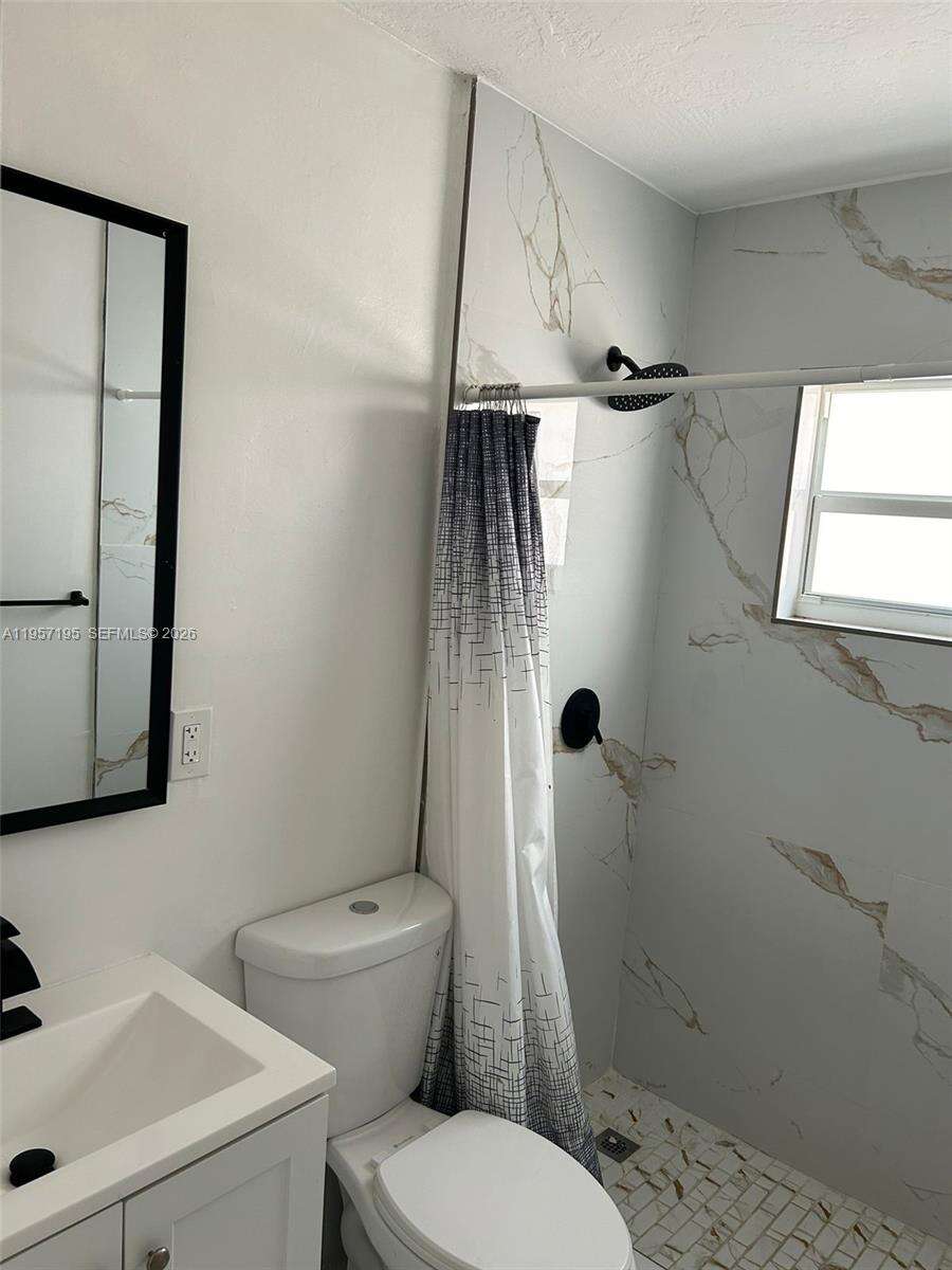 2331 Coolidge St, Hollywood, FL 33020 | Picture 10