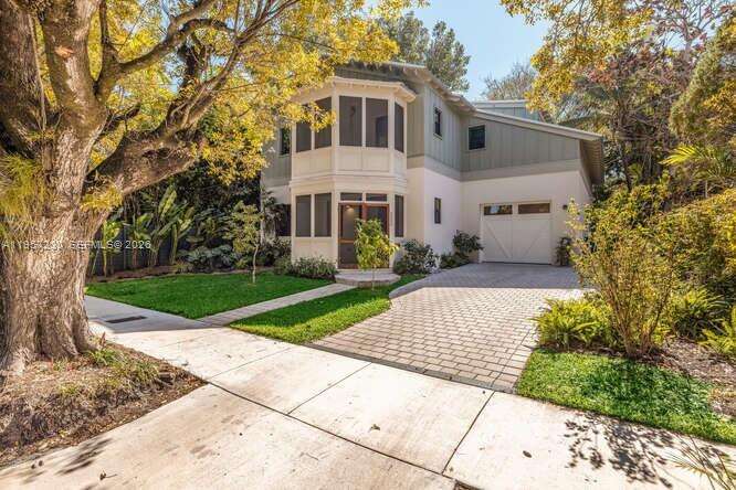 2330 Overbrook St, Coconut Grove, FL 33133 | Picture 2