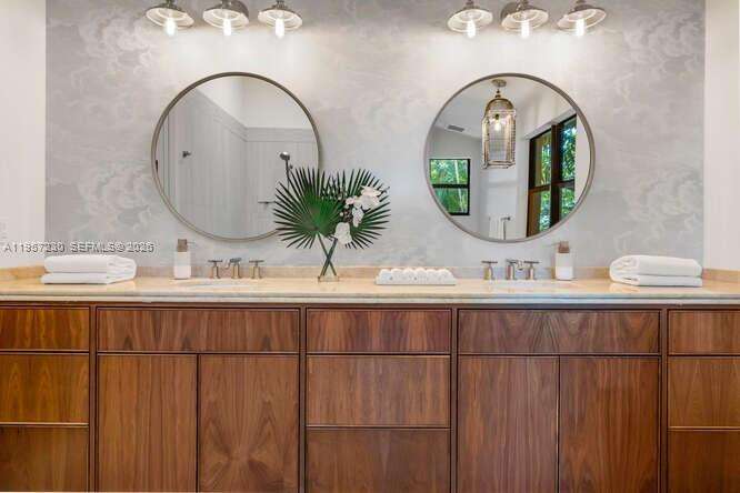 2330 Overbrook St, Coconut Grove, FL 33133 | Picture 57