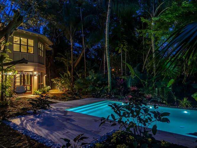 2330 Overbrook St, Coconut Grove, FL 33133 | Picture 86