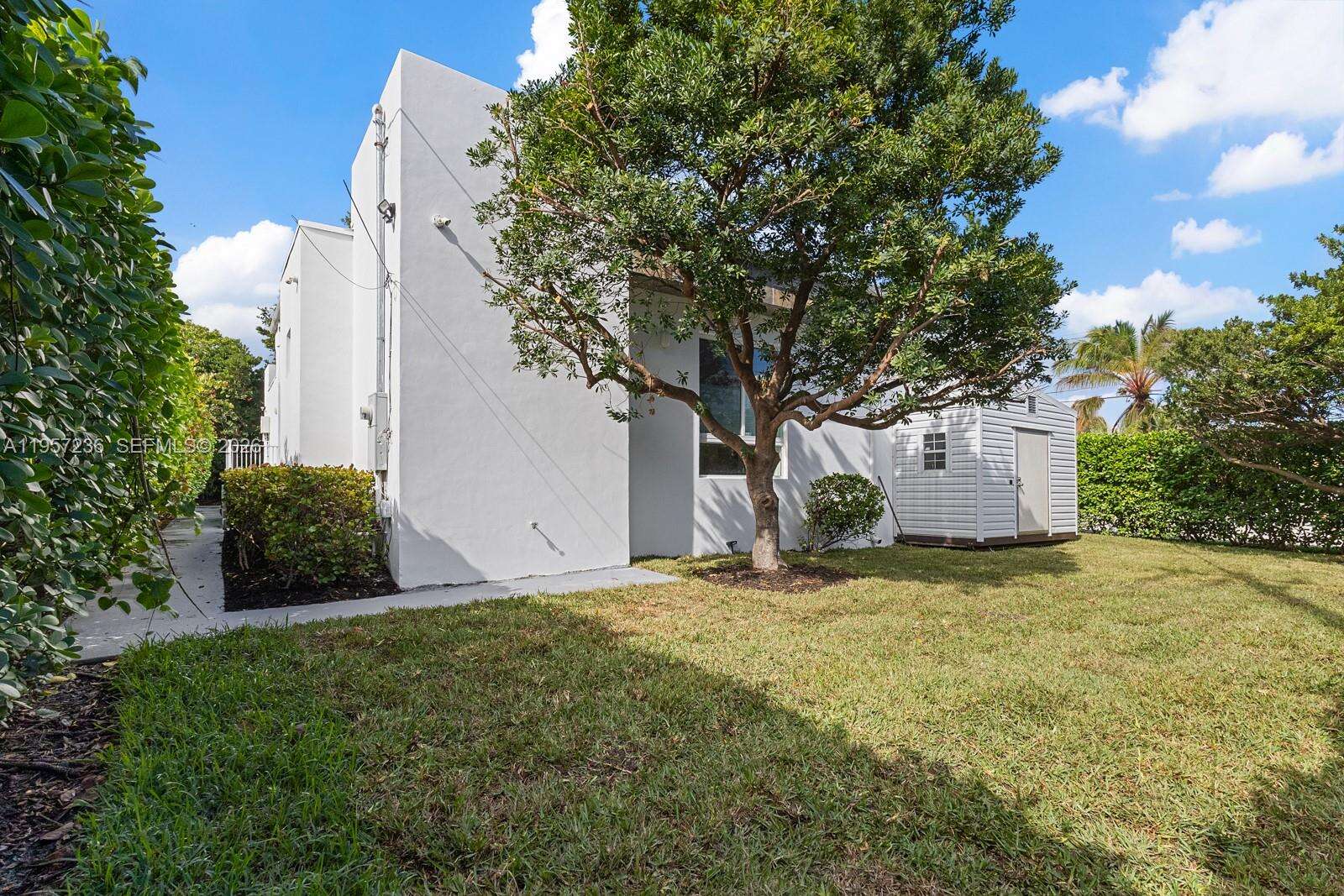 400 90th St, Surfside, FL 33154 | Picture 27