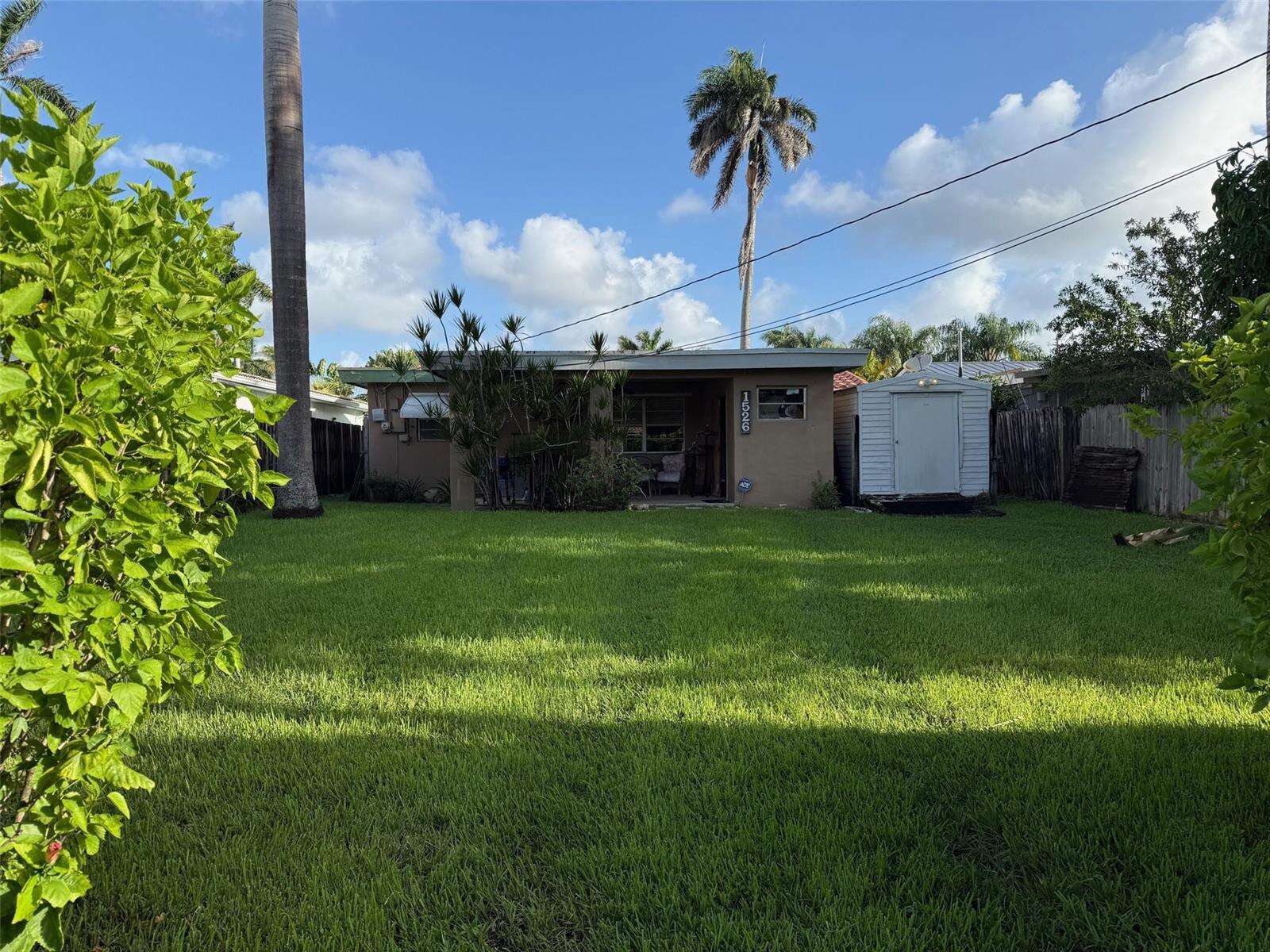 1526 Shenandoah, Hollywood, FL 33020 - For Sale photo 3