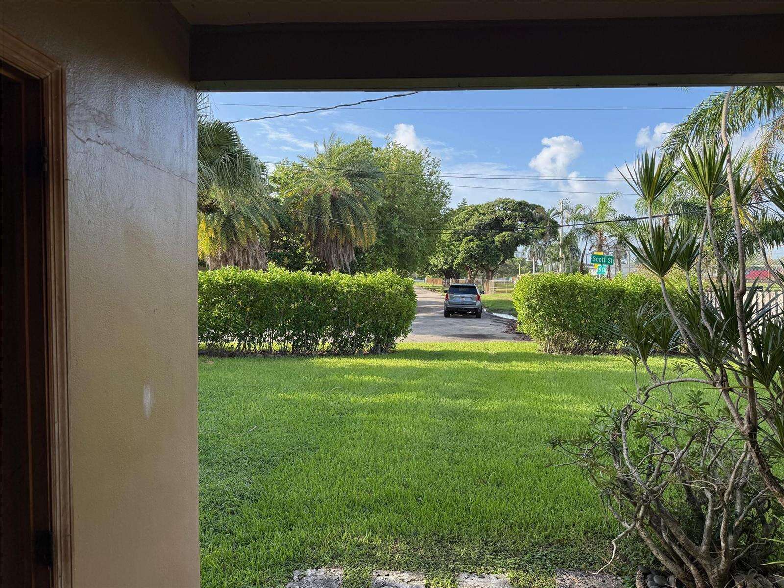 1526 Shenandoah, Hollywood, FL 33020 - For Sale photo 4