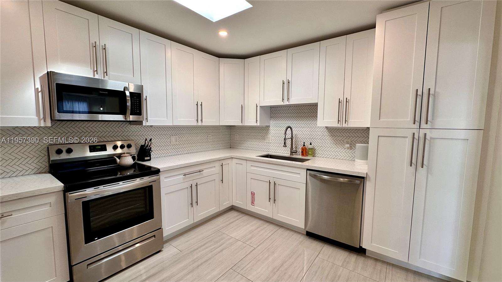 1324 14th Ave, Fort Lauderdale, FL 33304 | Picture 14