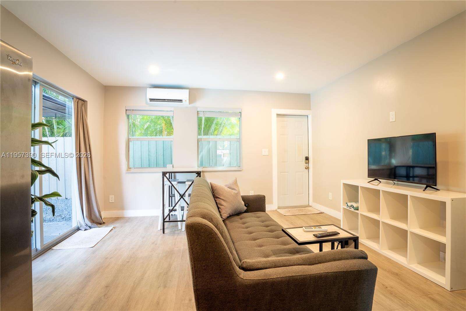 1324 14th Ave, Fort Lauderdale, FL 33304 | Picture 43