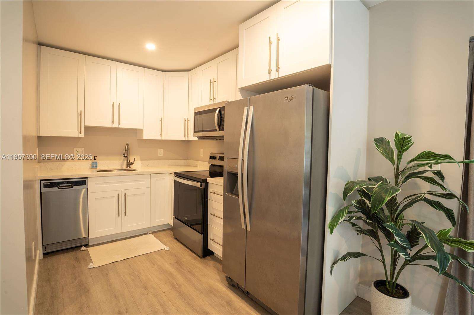 1324 14th Ave, Fort Lauderdale, FL 33304 | Picture 51