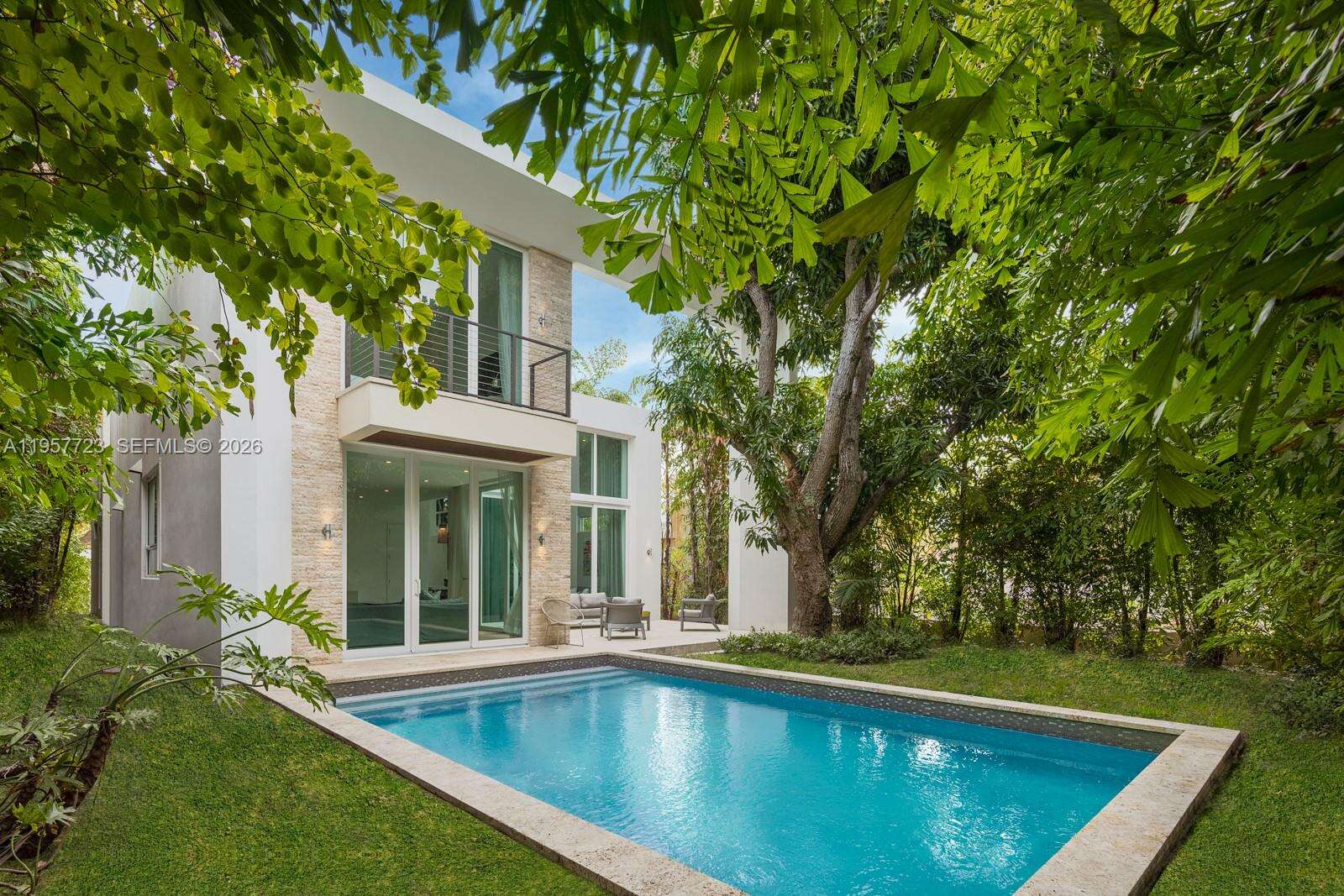 335 46th St, Miami Beach, FL 33140 | Picture 25