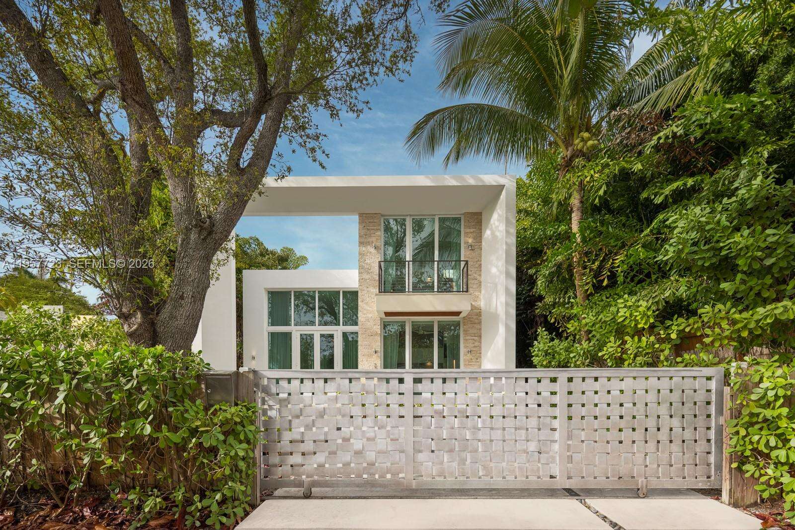 335 46th St, Miami Beach, FL 33140 | Picture 26