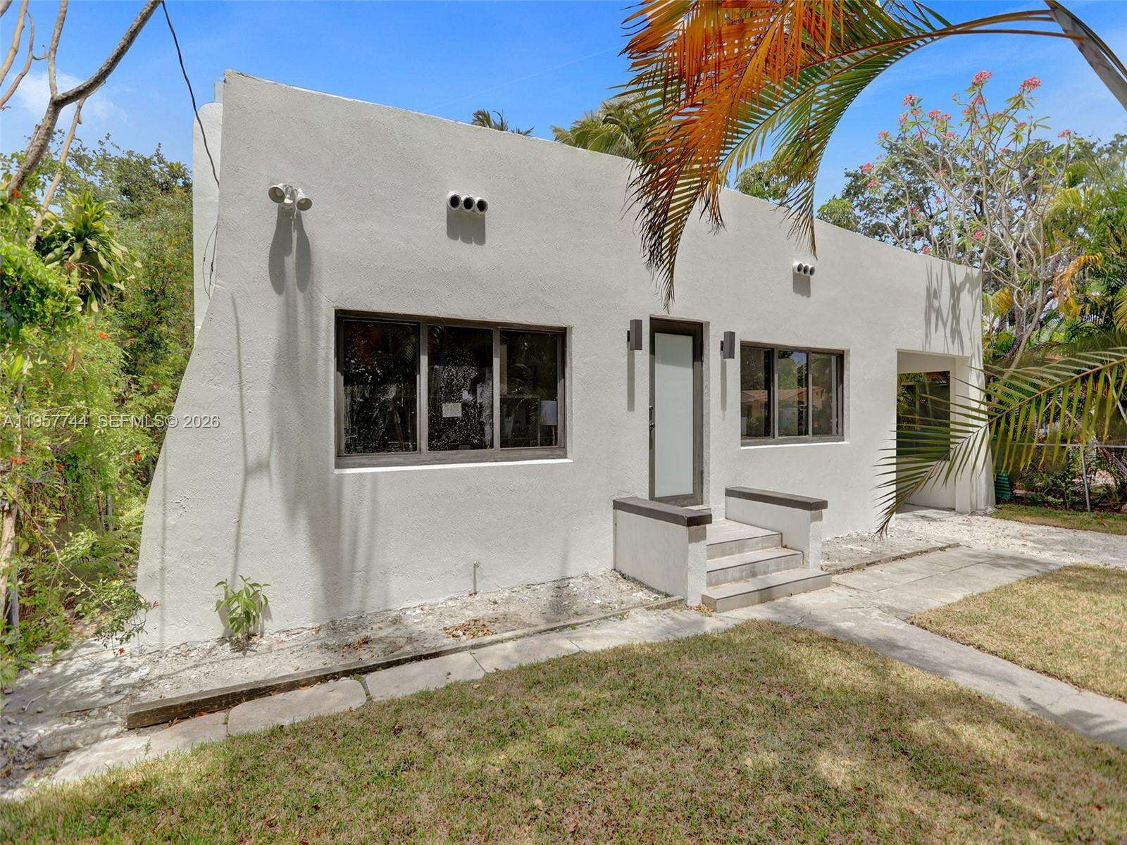 759 127th St, North Miami, FL 33161 - For Sale photo 2