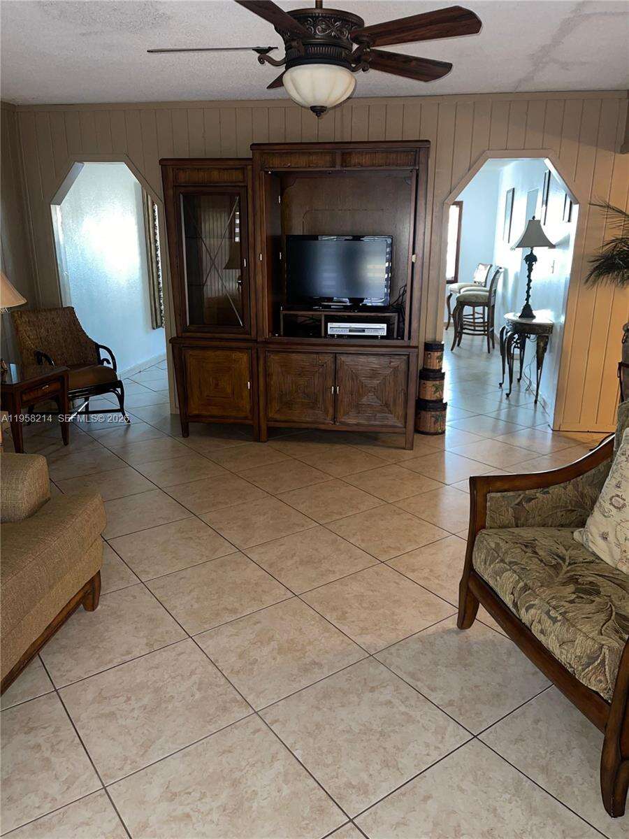 6510 Park St, Hollywood, FL 33024 - For Sale photo 11