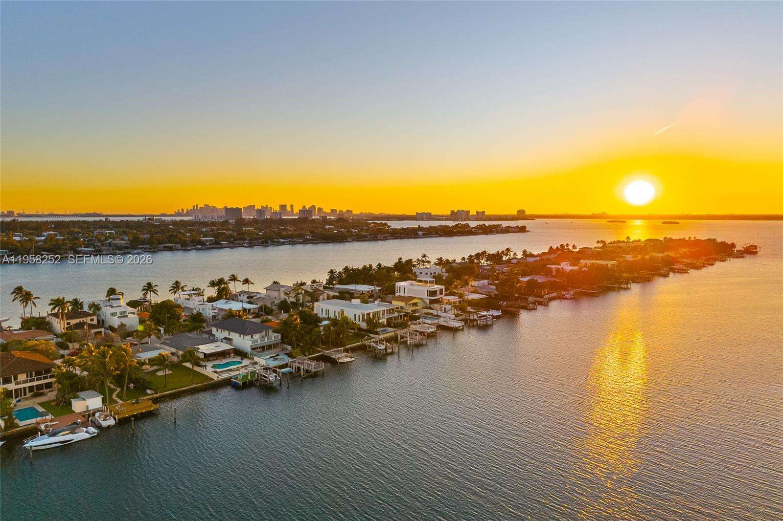 1161 Stillwater Dr, Miami Beach, FL 33141 | Picture 46