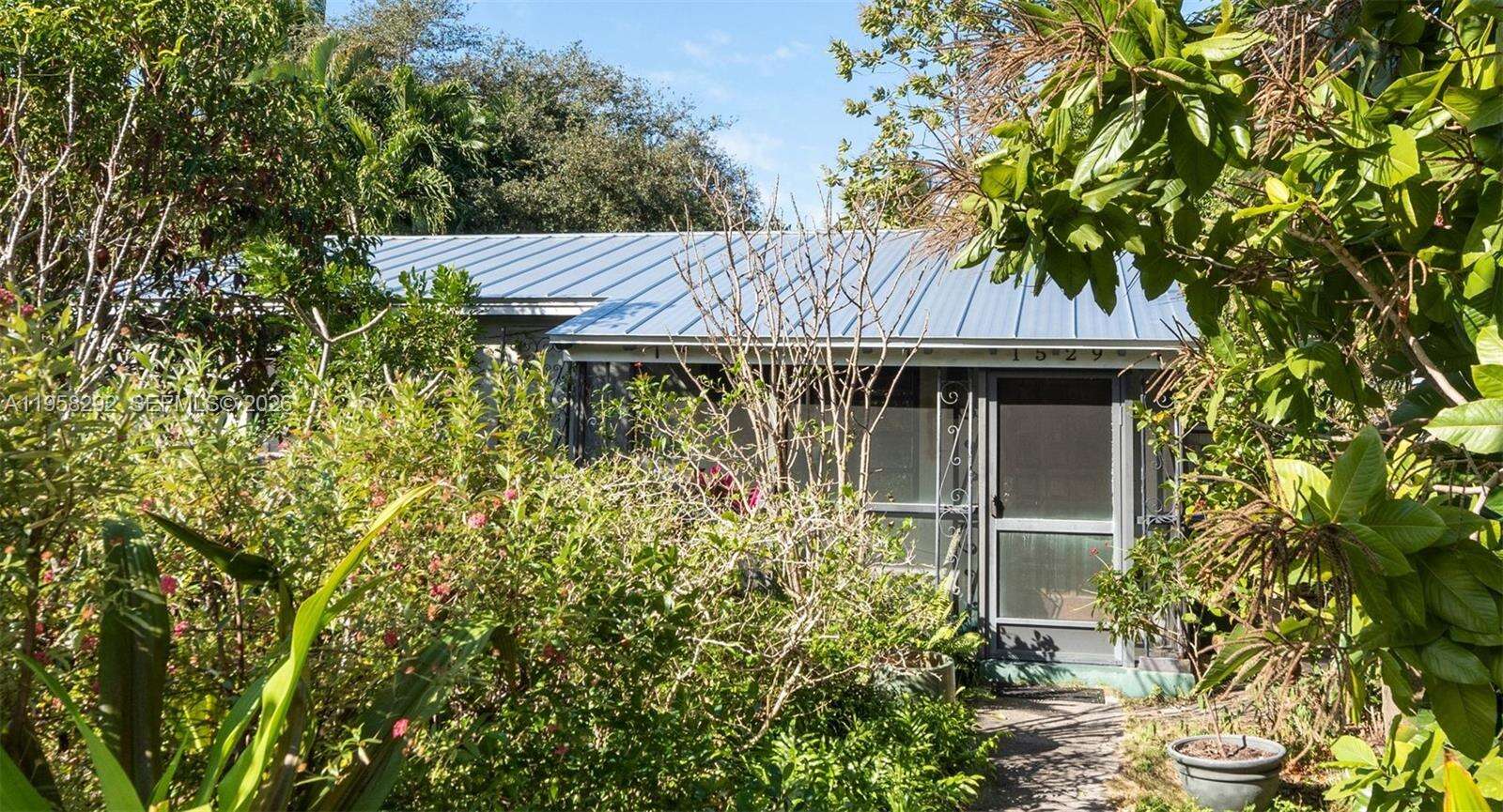 1529 1st Ave, Fort Lauderdale, FL 33304 | Picture 1