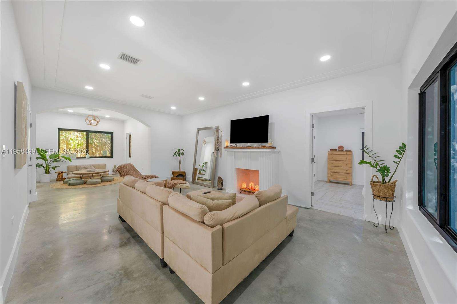 5981 6th Ave, Miami, FL 33137 | Picture 1