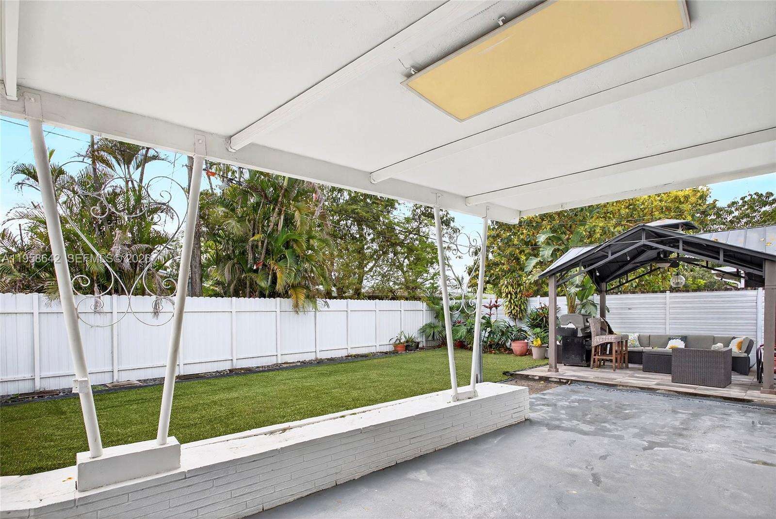821 73rd Ter, Hollywood, FL 33024 - For Sale photo 28
