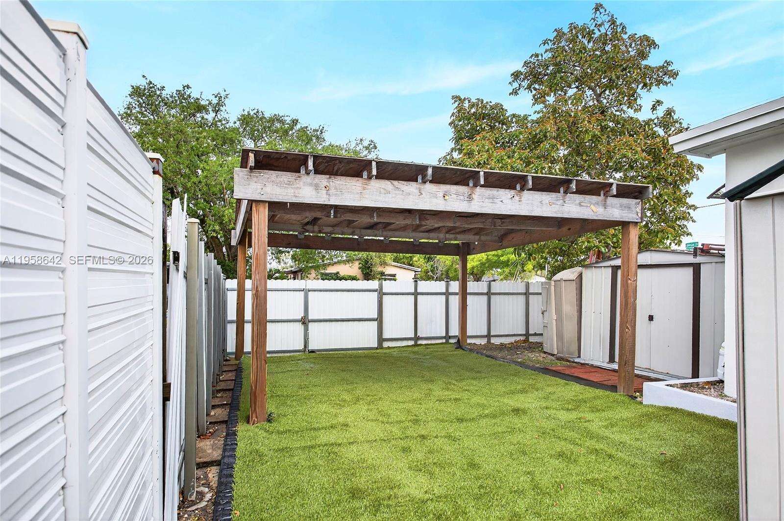 821 73rd Ter, Hollywood, FL 33024 - For Sale photo 29