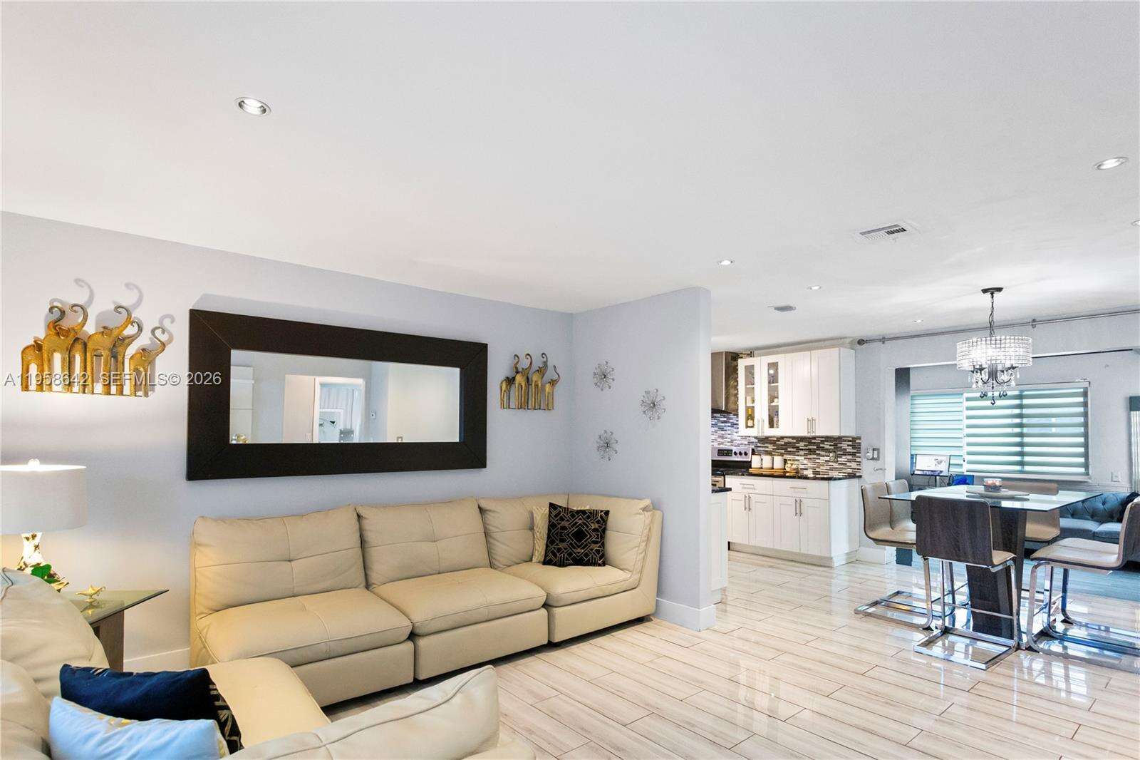 821 73rd Ter, Hollywood, FL 33024 - For Sale photo 6