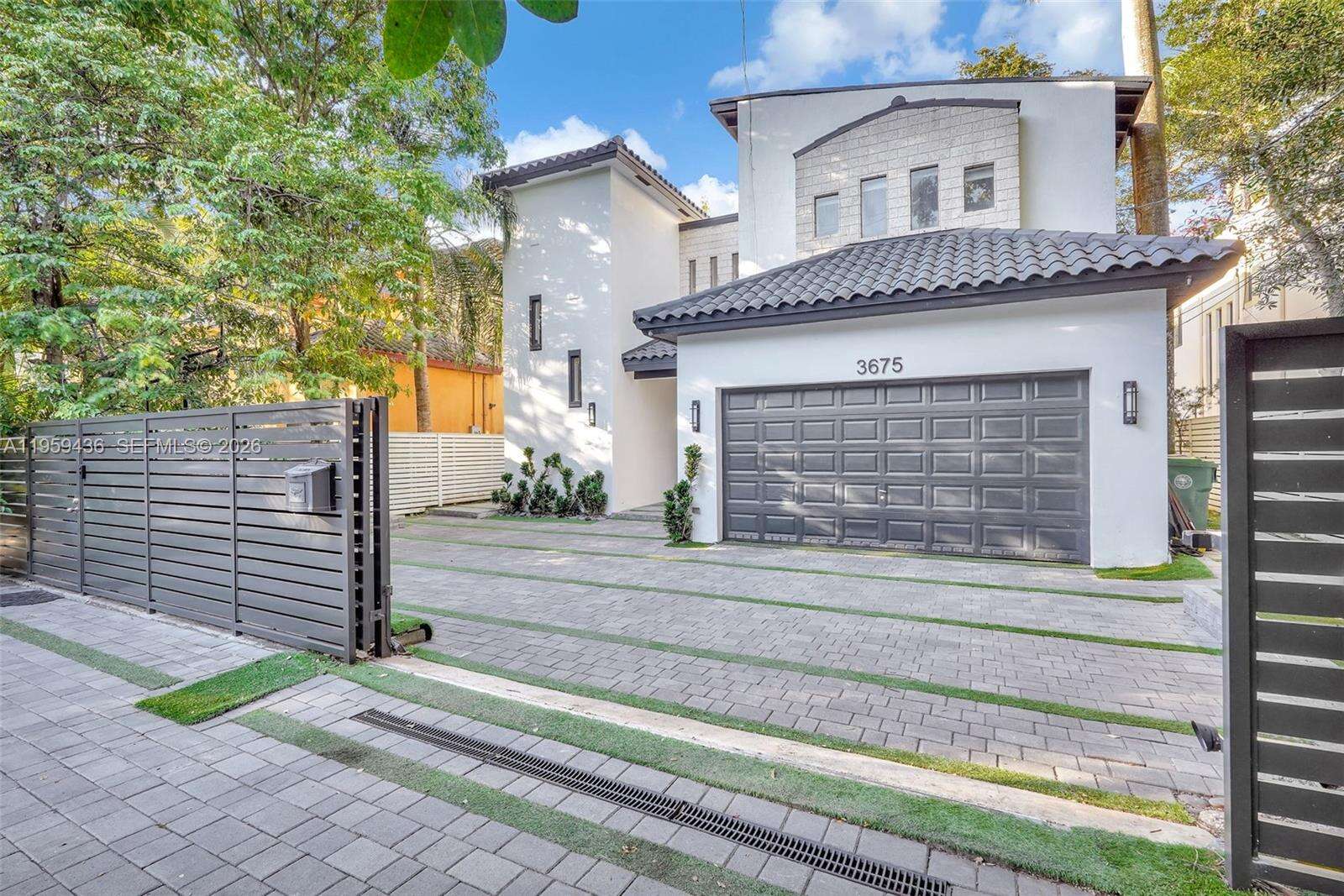 3675 Loquat Ave, Miami, FL 33133 | Picture 2