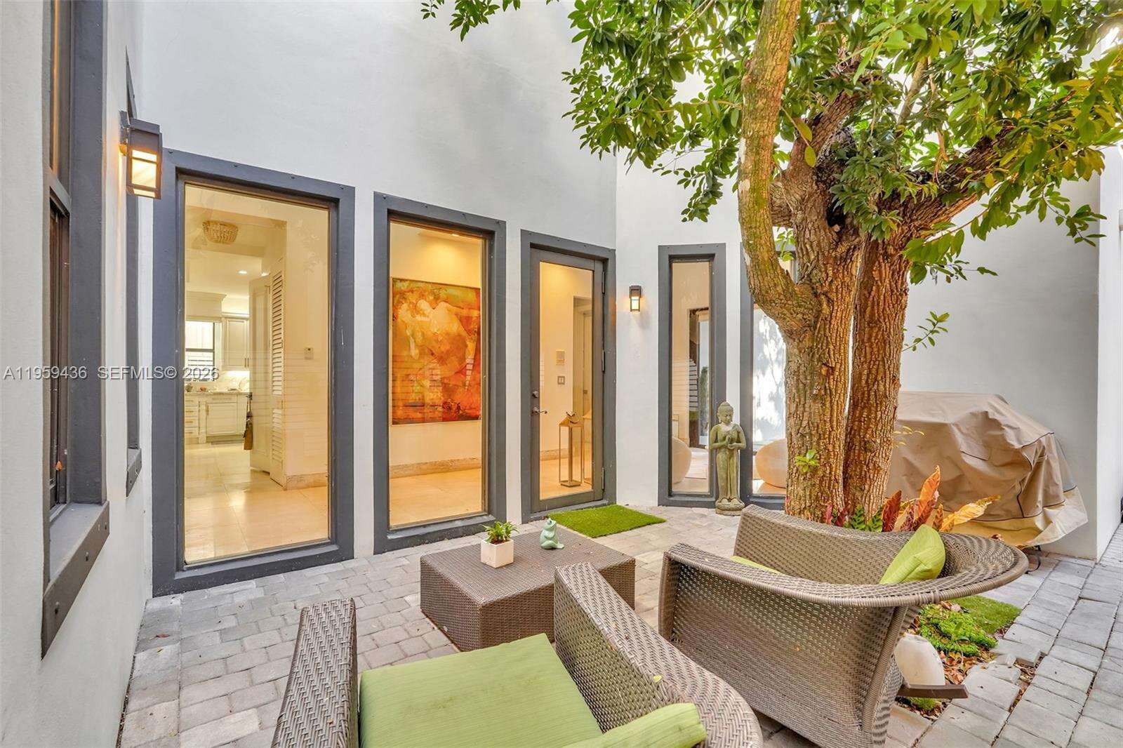 3675 Loquat Ave, Miami, FL 33133 | Picture 13