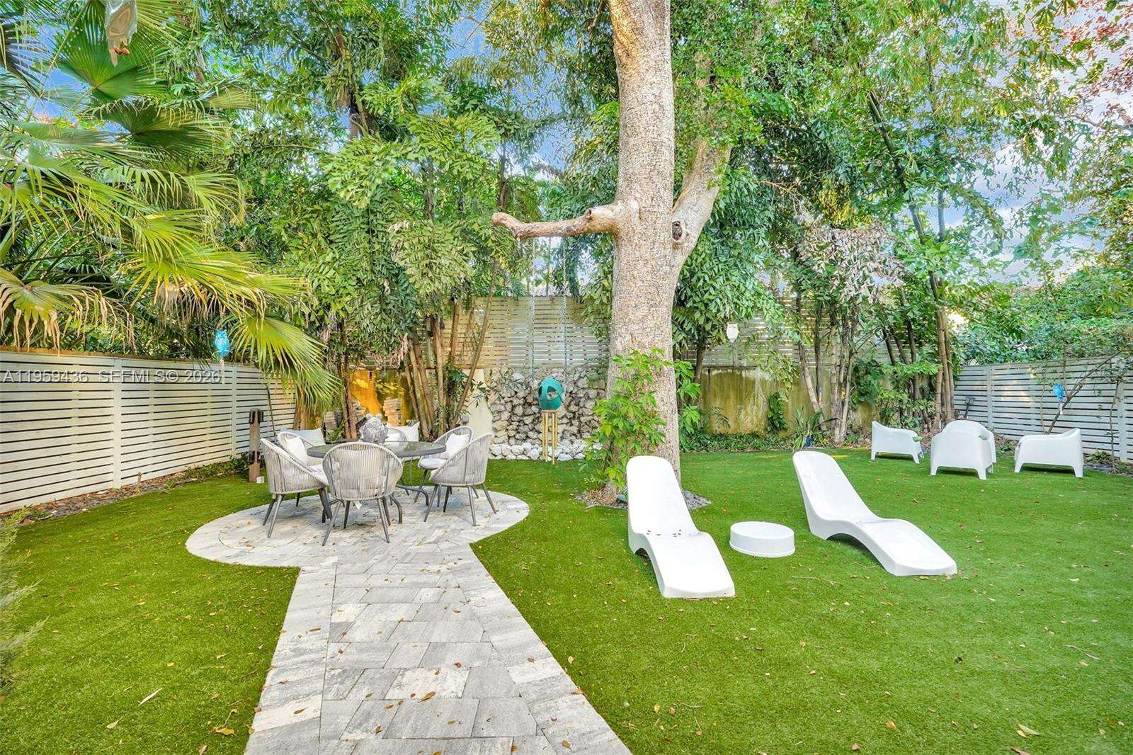 3675 Loquat Ave, Miami, FL 33133 | Picture 17