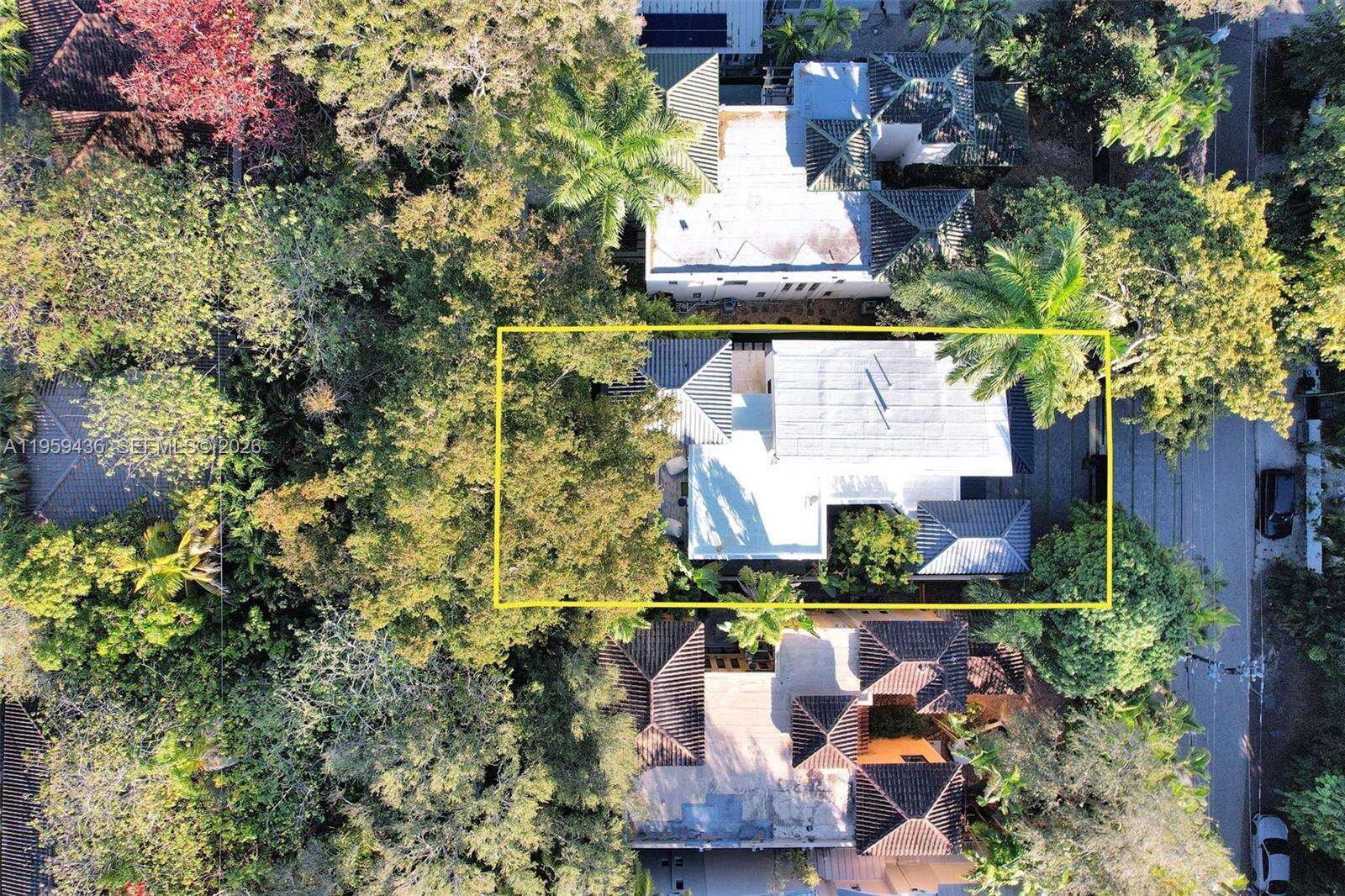 3675 Loquat Ave, Miami, FL 33133 | Picture 23