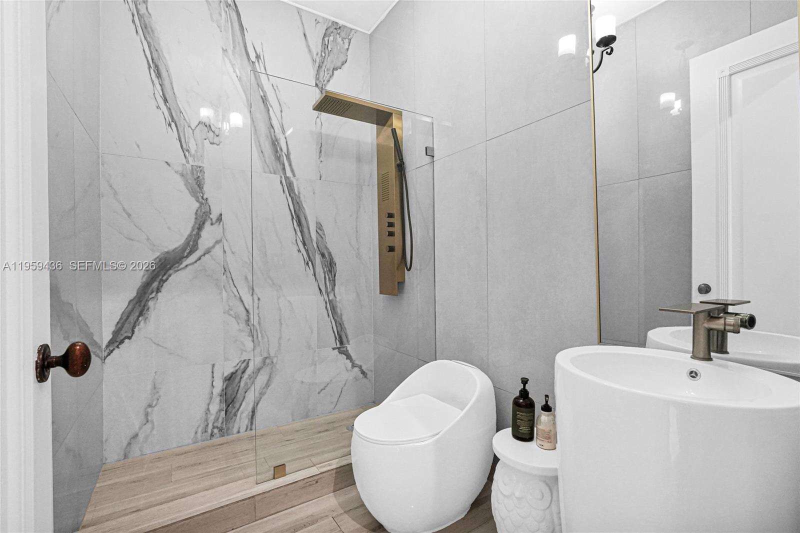 3675 Loquat Ave, Miami, FL 33133 | Picture 64