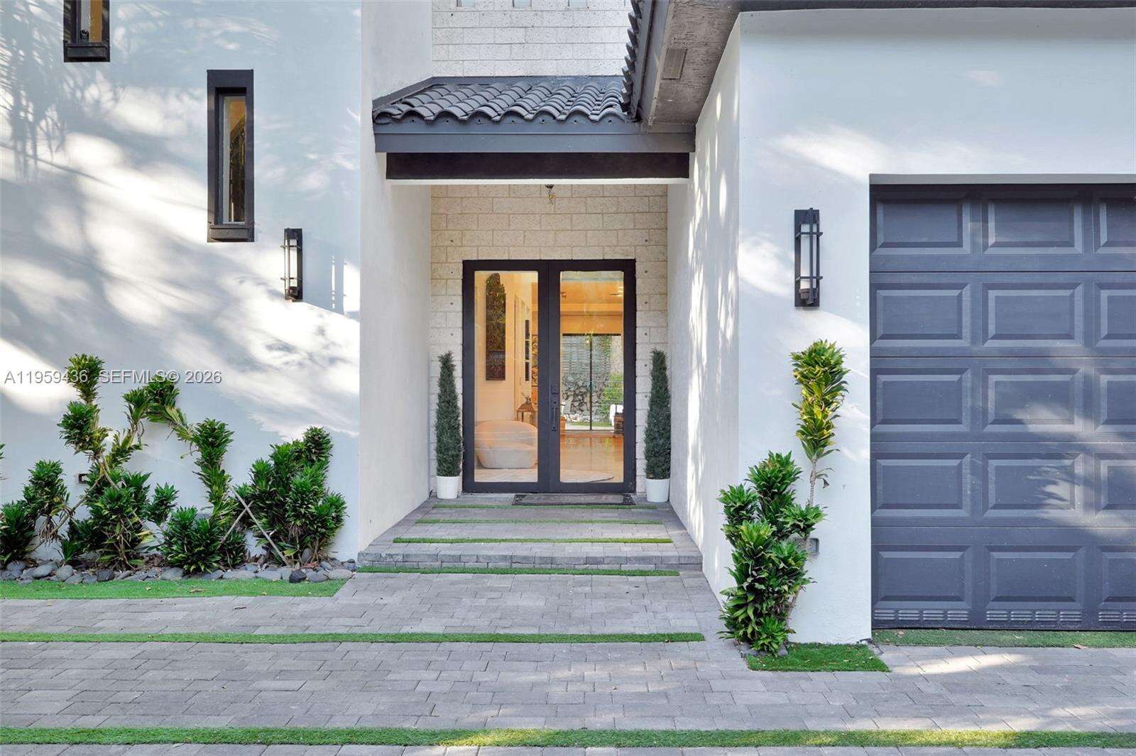 3675 Loquat Ave, Miami, FL 33133 | Picture 8