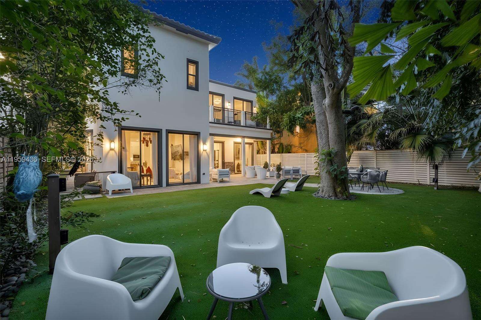 3675 Loquat Ave, Miami, FL 33133 | Picture 10