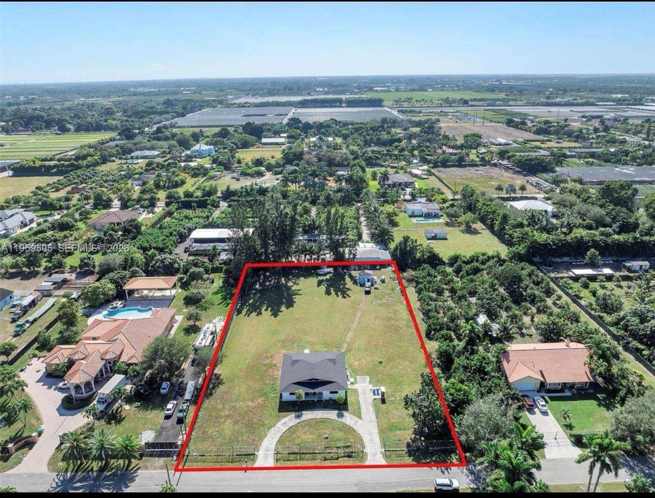 19530 210th St, Miami, FL 33187 | Picture 1