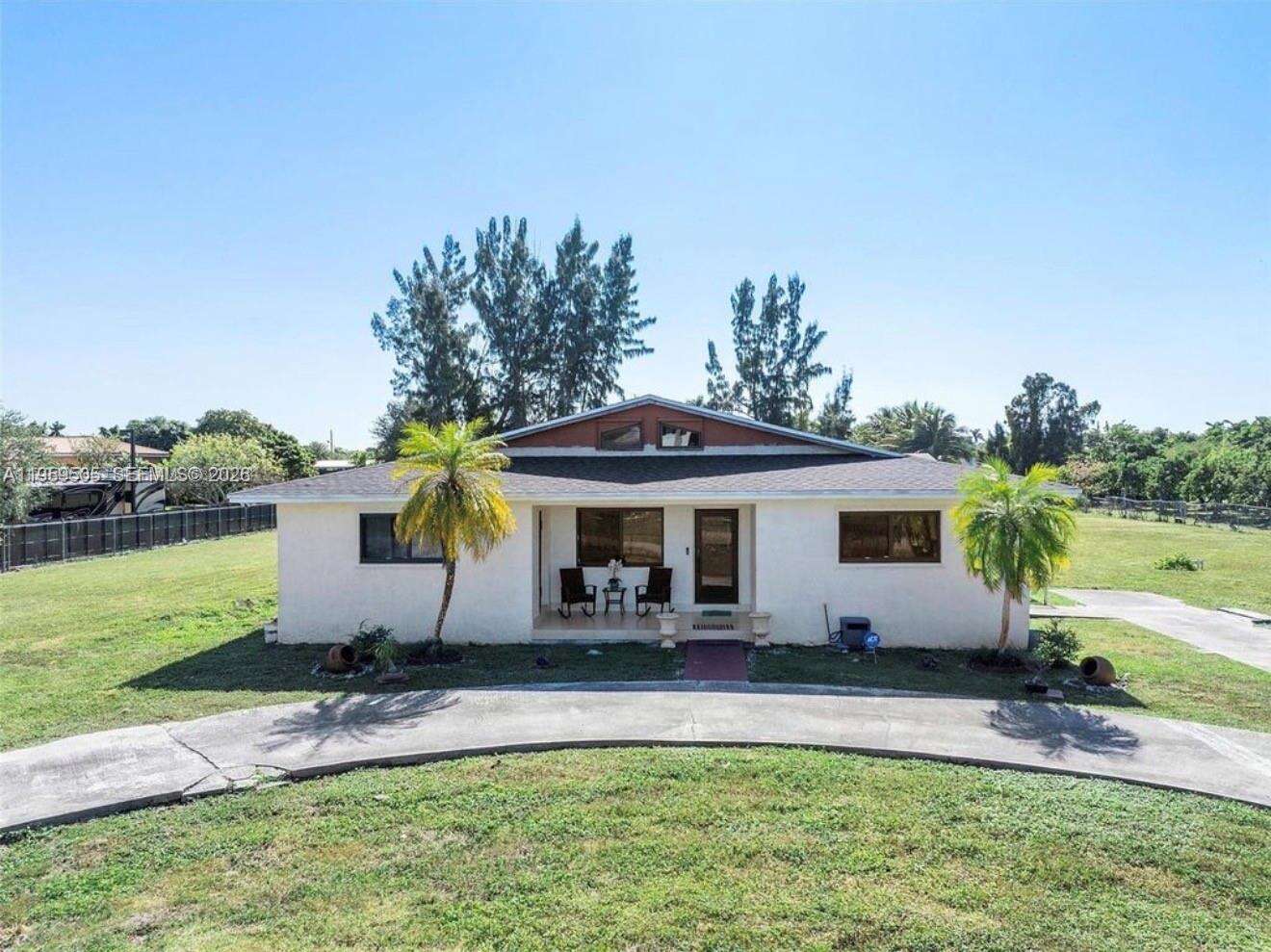 19530 210th St, Miami, FL 33187 | Picture 2