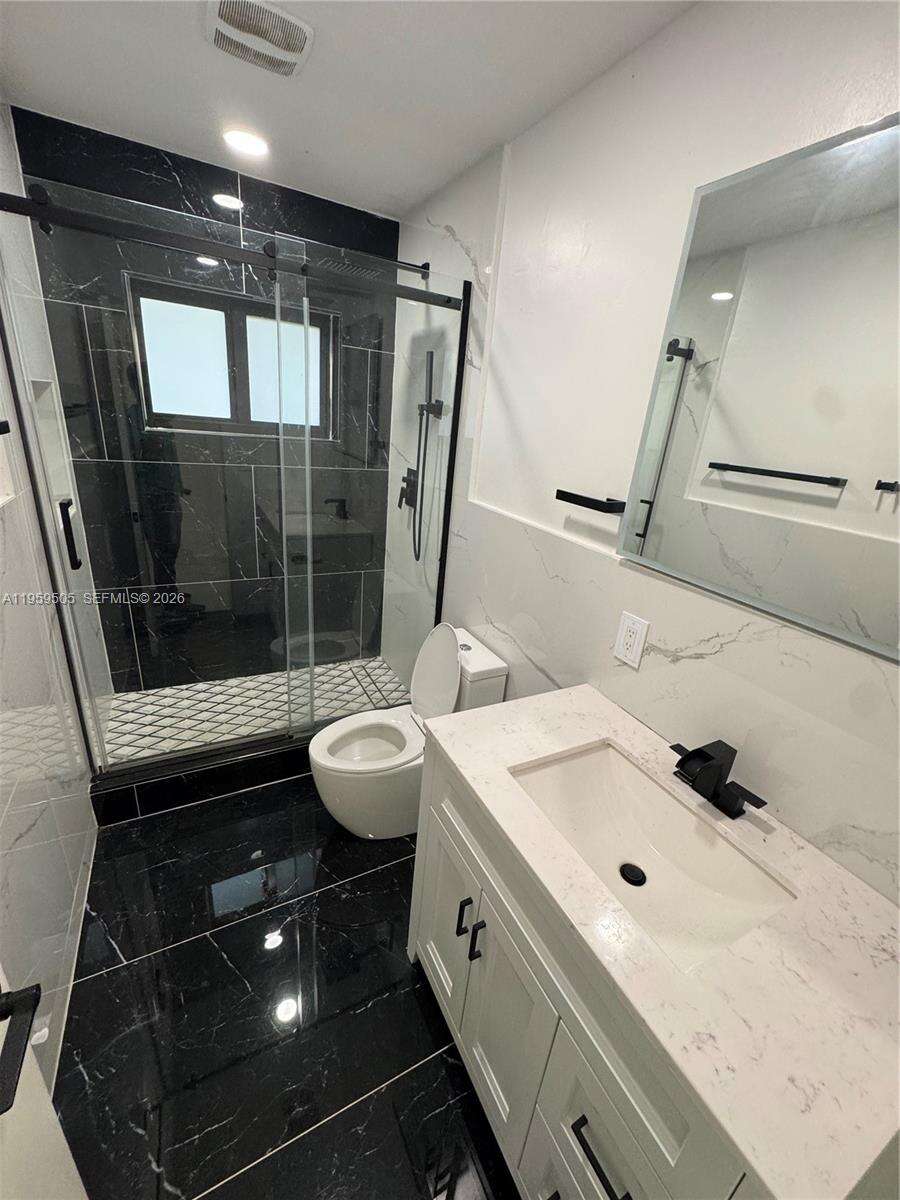 19530 210th St, Miami, FL 33187 | Picture 12