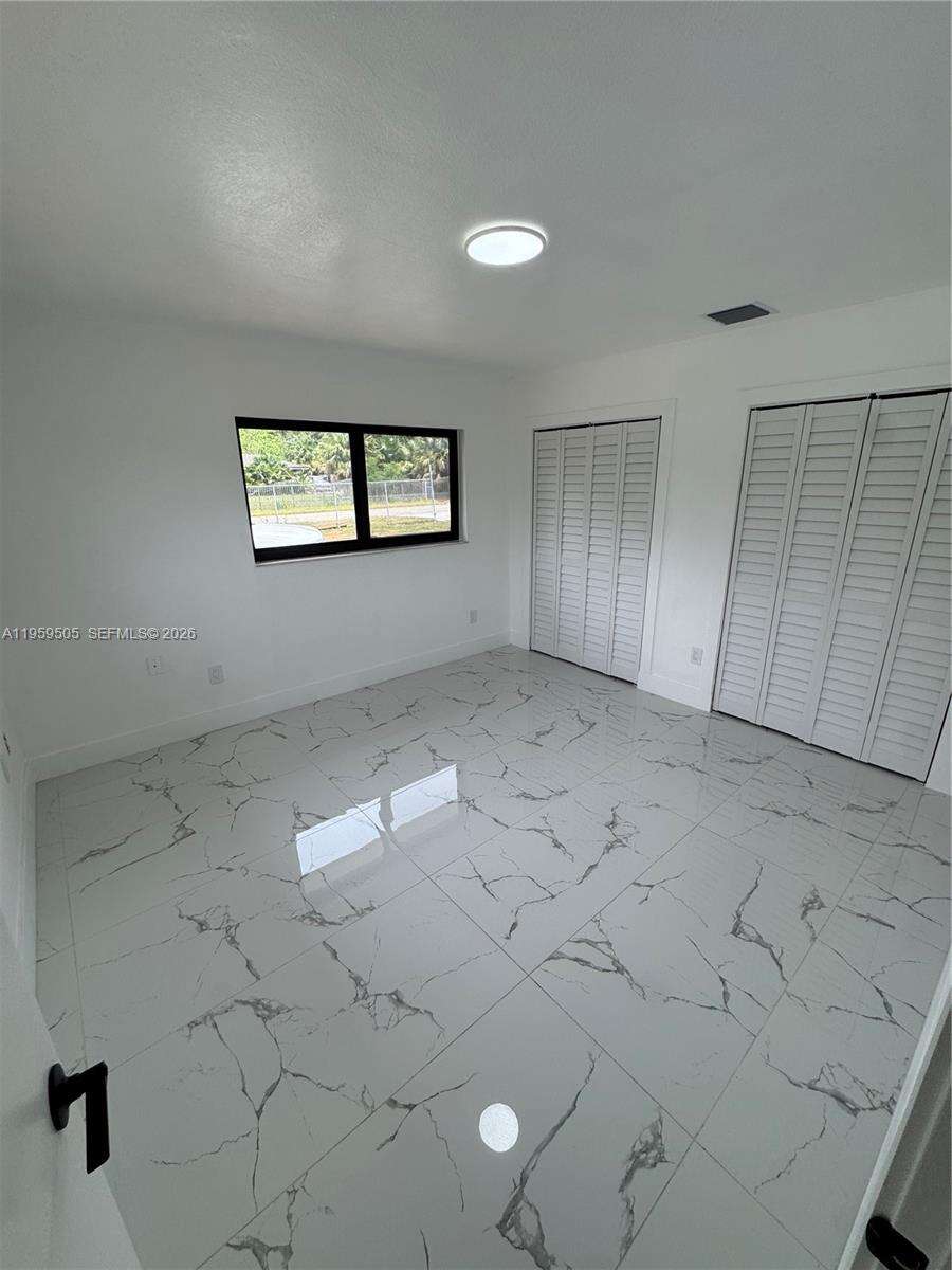 19530 210th St, Miami, FL 33187 | Picture 10