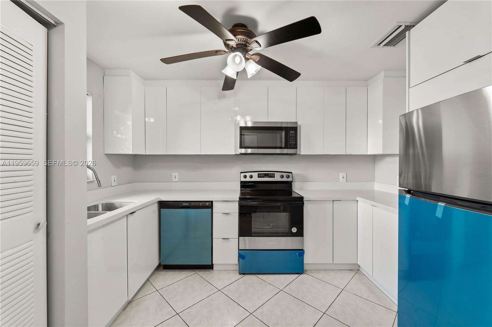 745 3rd Ct, Hallandale Beach, FL 33009 | Picture 6