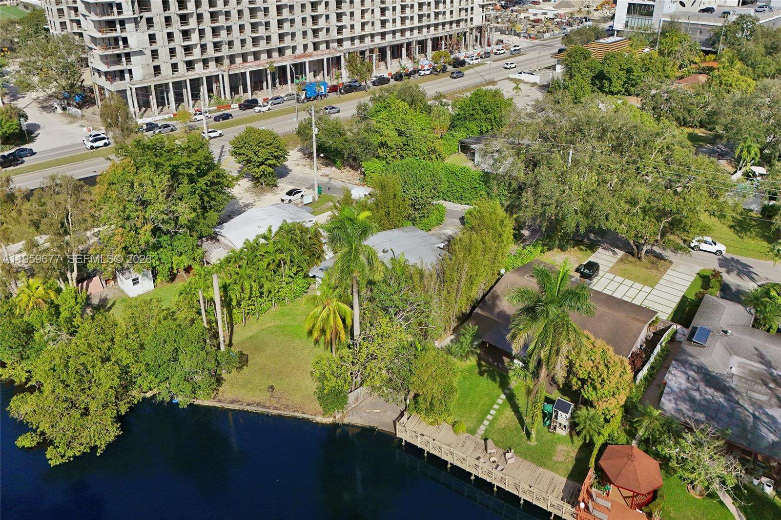 18500 23rd Ct, Miami, FL 33180 | Picture 30