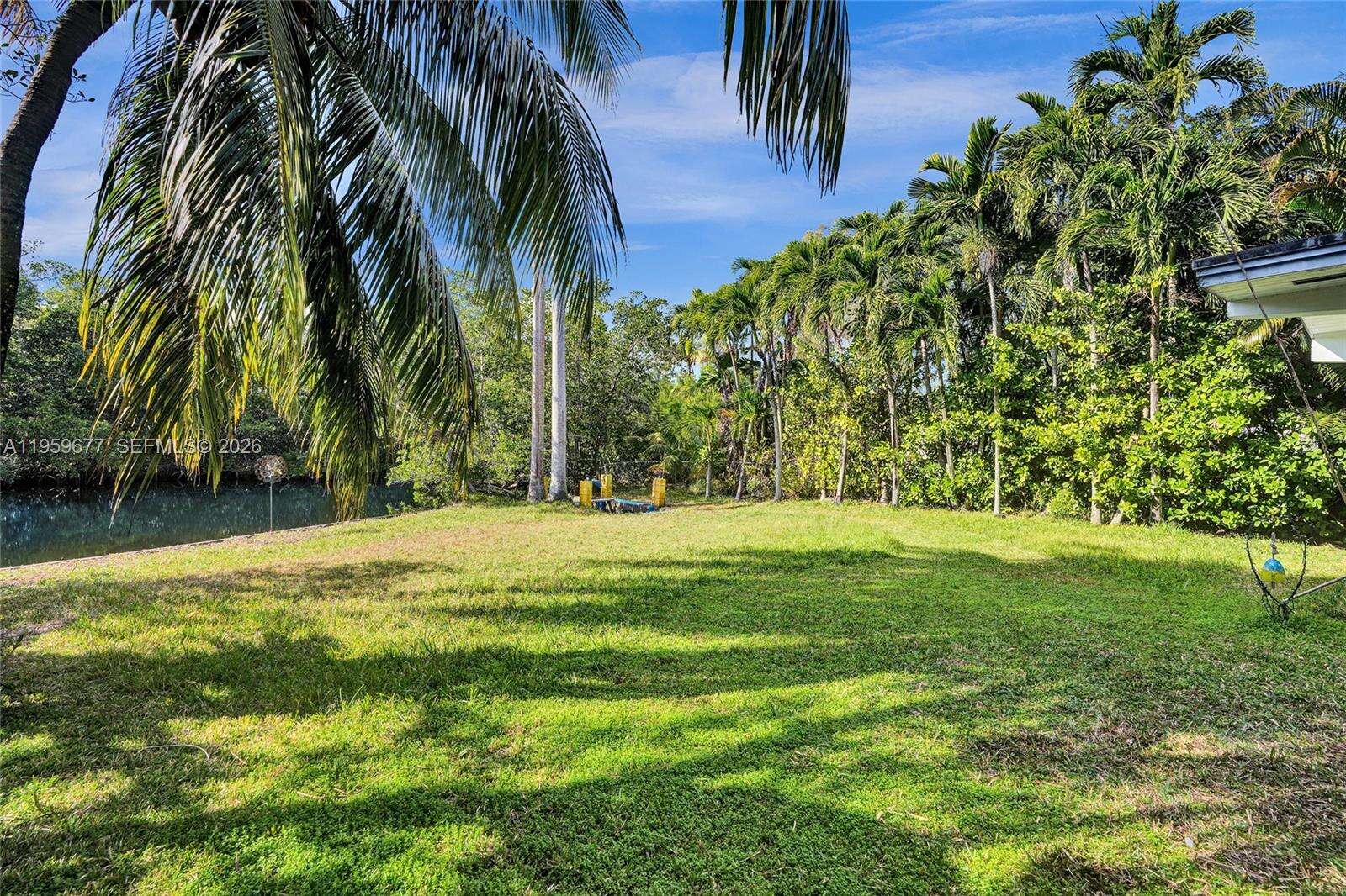 18500 23rd Ct, Miami, FL 33180 | Picture 38