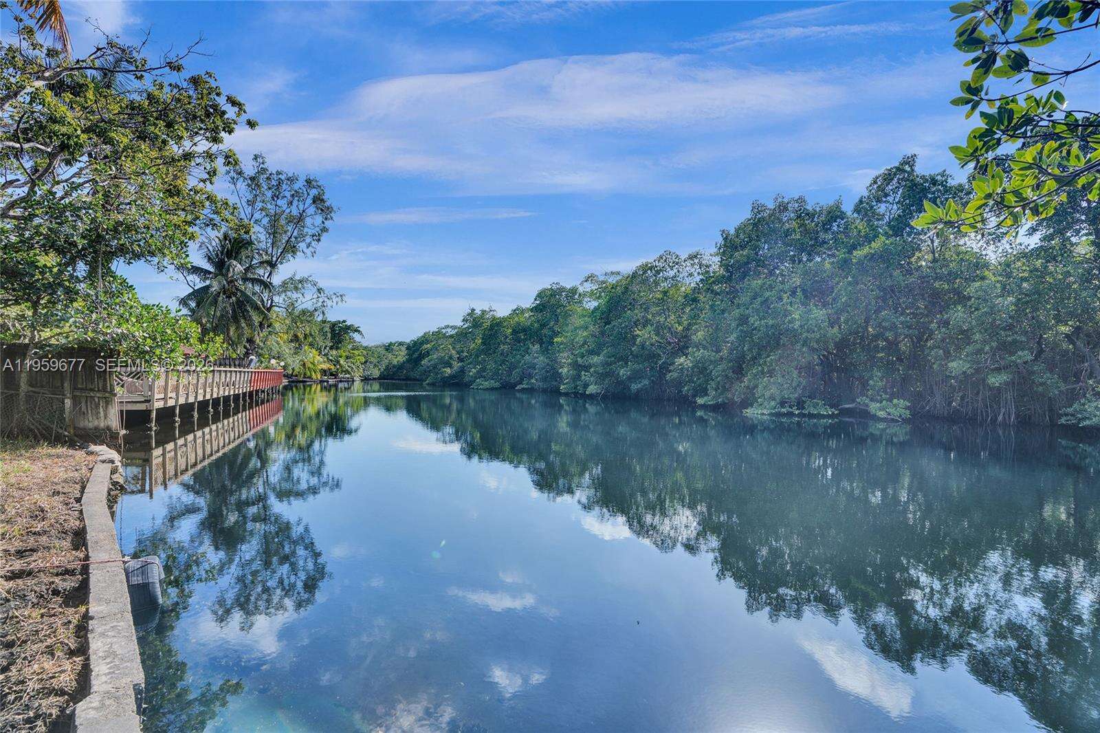 18500 23rd Ct, Miami, FL 33180 | Picture 42