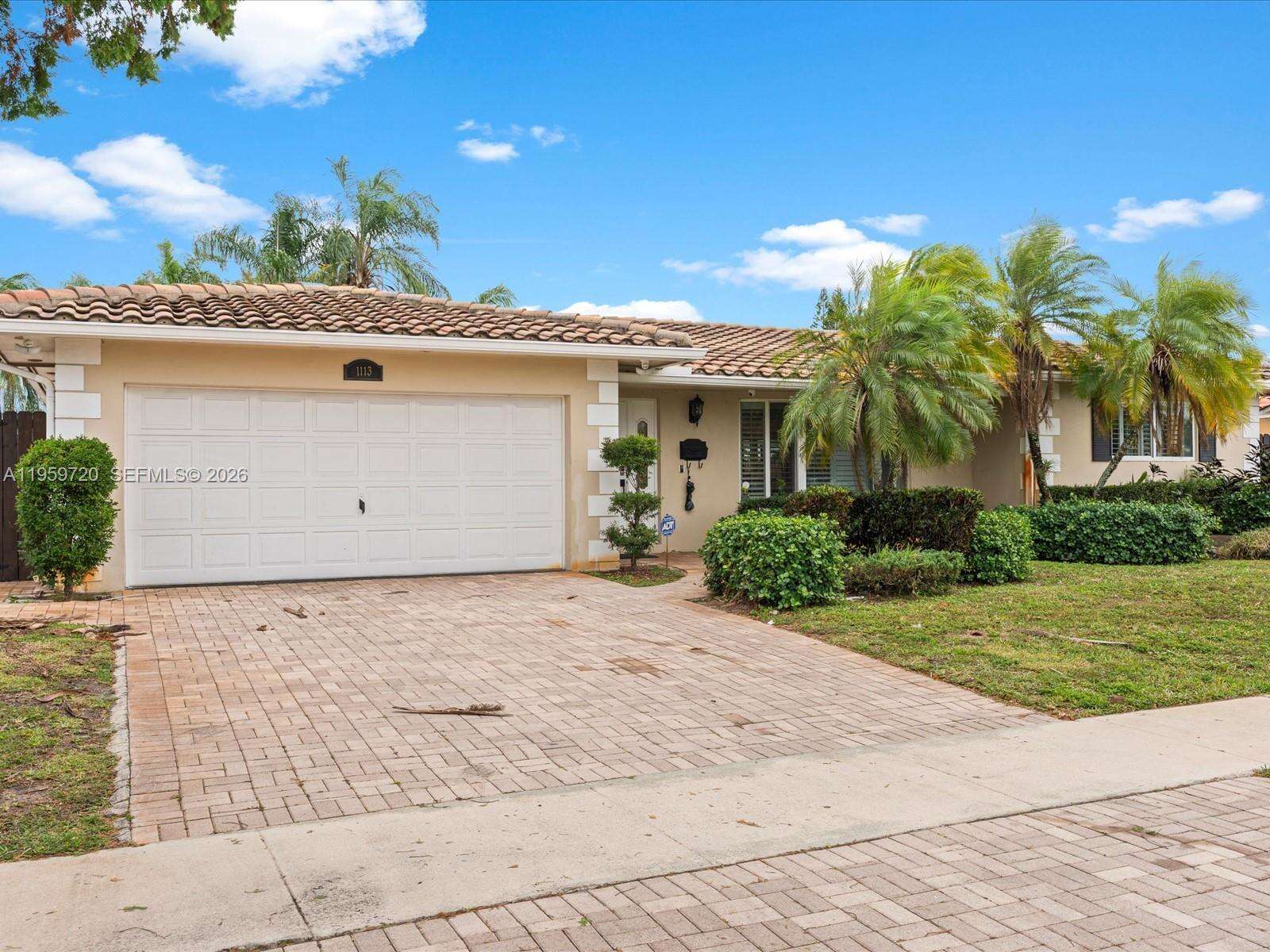 1113 46th Ter, Hollywood, FL 33021 - For Sale photo 4