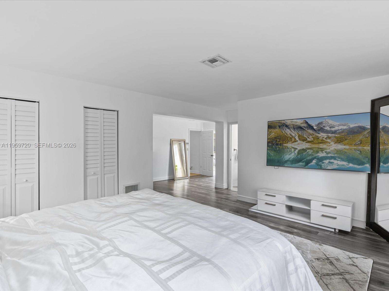 1113 46th Ter, Hollywood, FL 33021 - For Sale photo 35