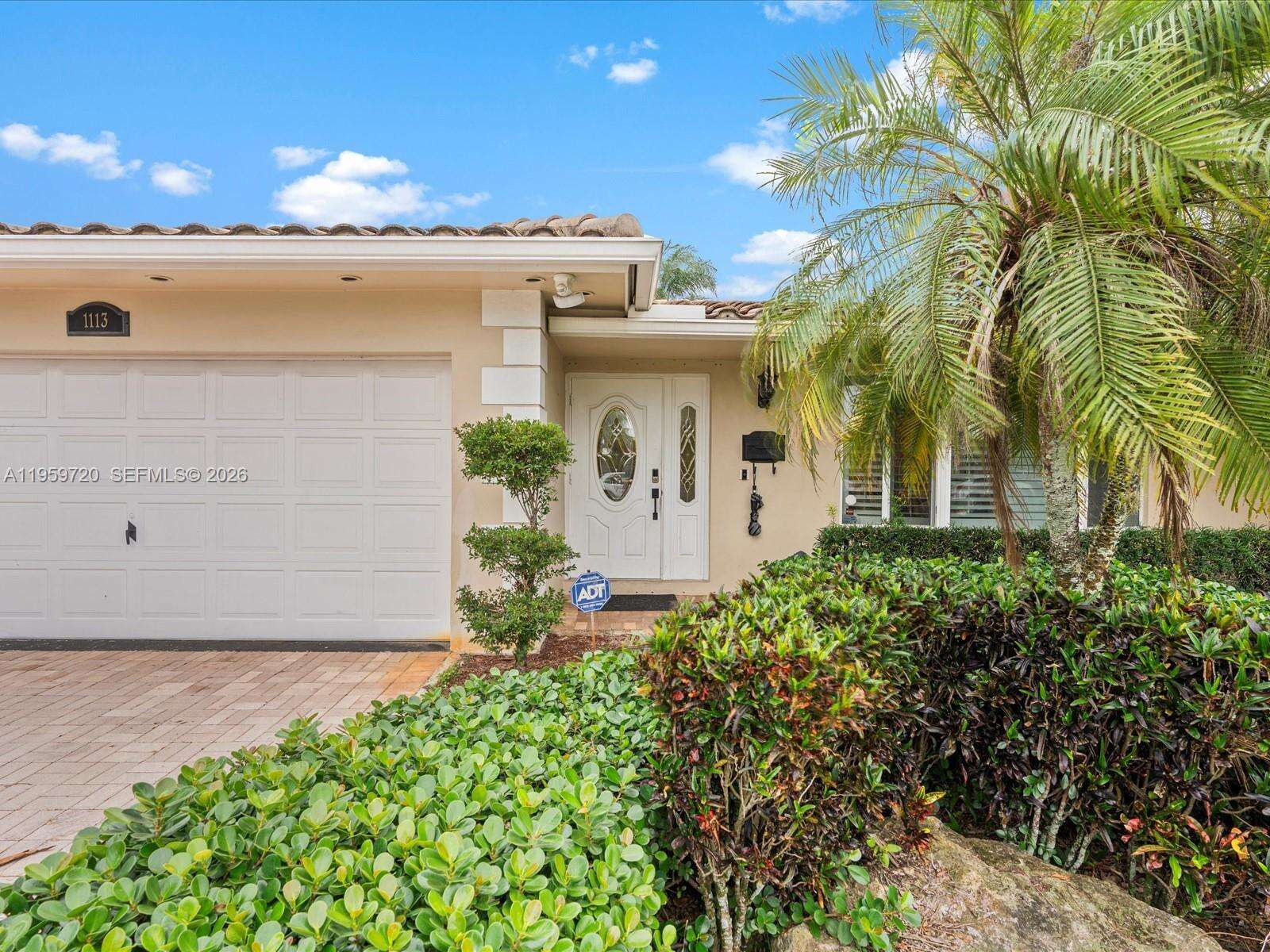 1113 46th Ter, Hollywood, FL 33021 - For Sale photo 6
