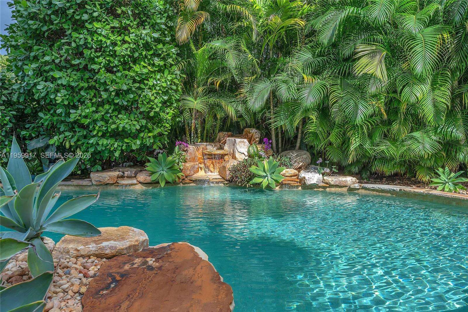 1023 Polk St, Hollywood, FL 33019 | Picture 1