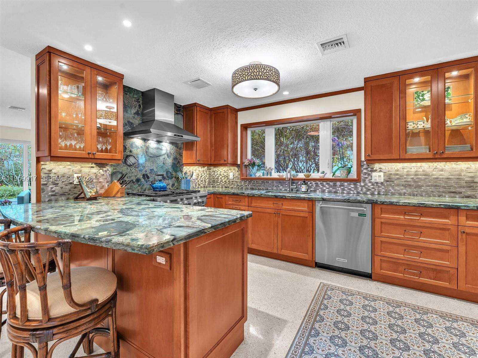 1023 Polk St, Hollywood, FL 33019 | Picture 11