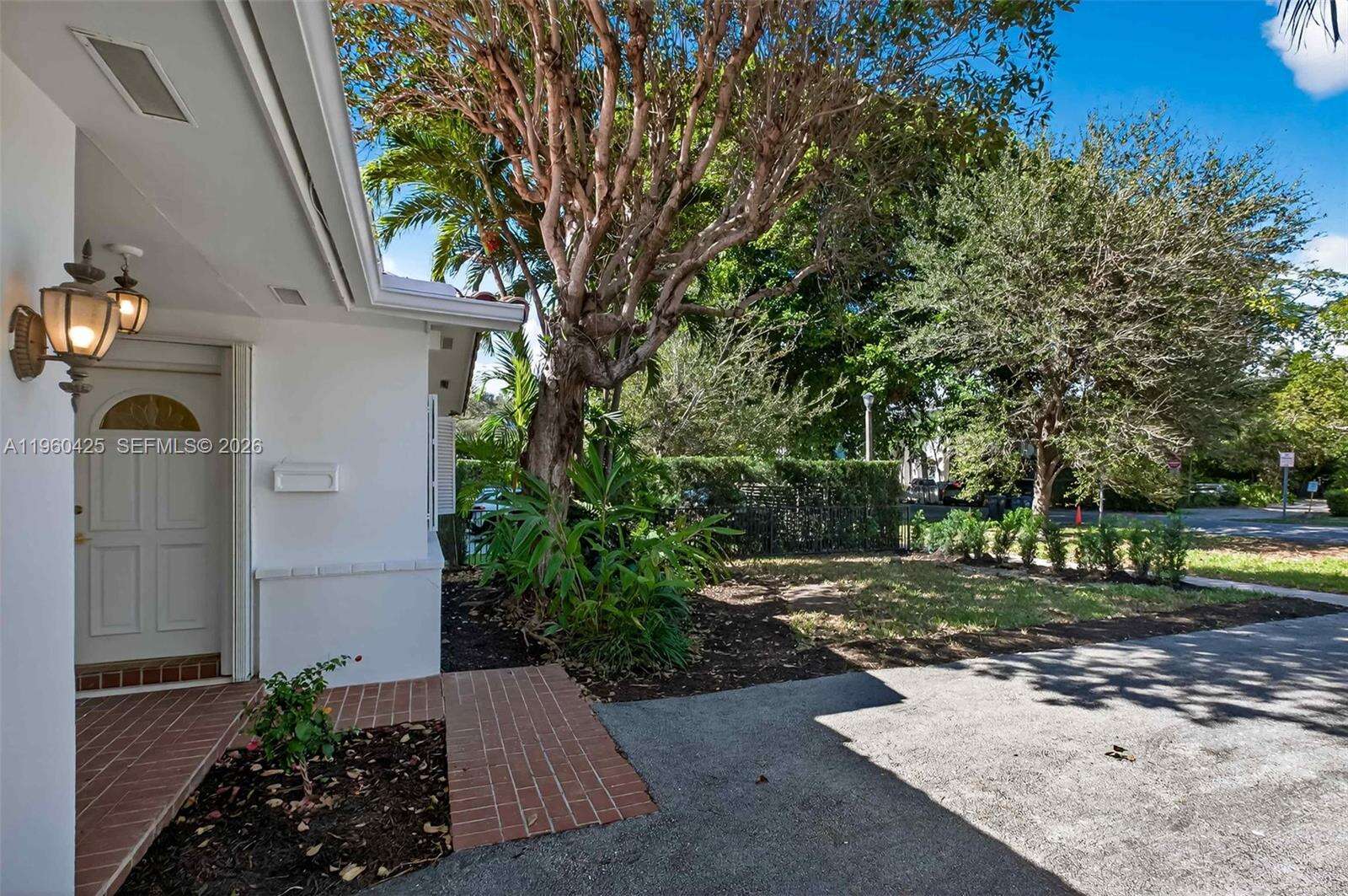 5210 72nd St, Miami, FL 33143 | Picture 4