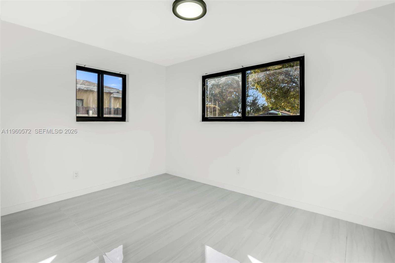 528 3rd Ct, Hallandale Beach, FL 33009 | Picture 12