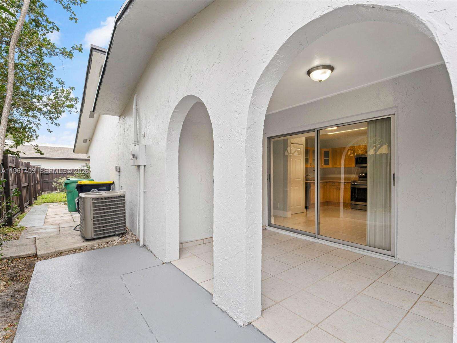 2406 54th St, Dania Beach, FL 33312 | Picture 2