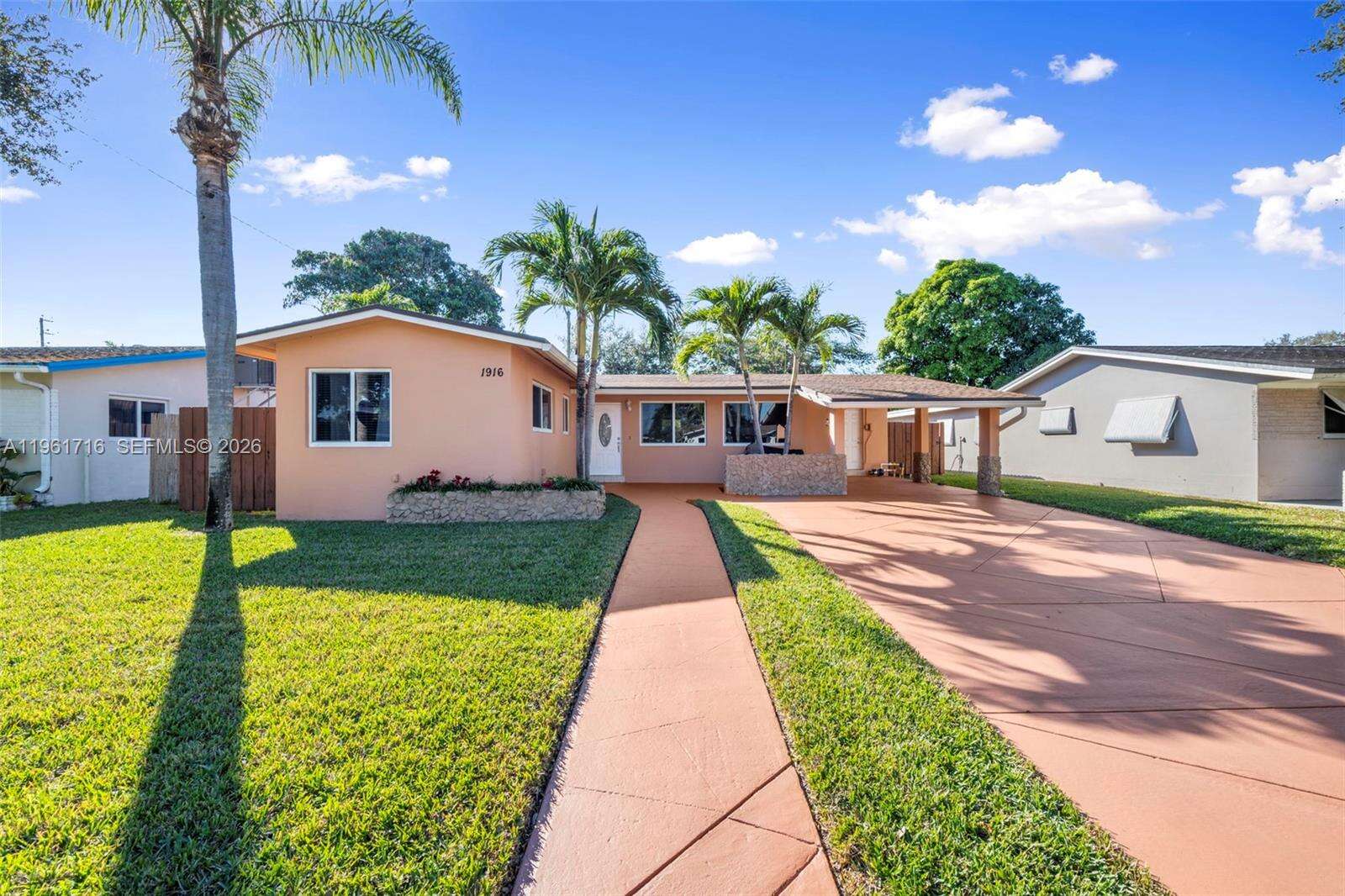 1916 36th Ave, Hollywood, FL 33021 | Picture 2